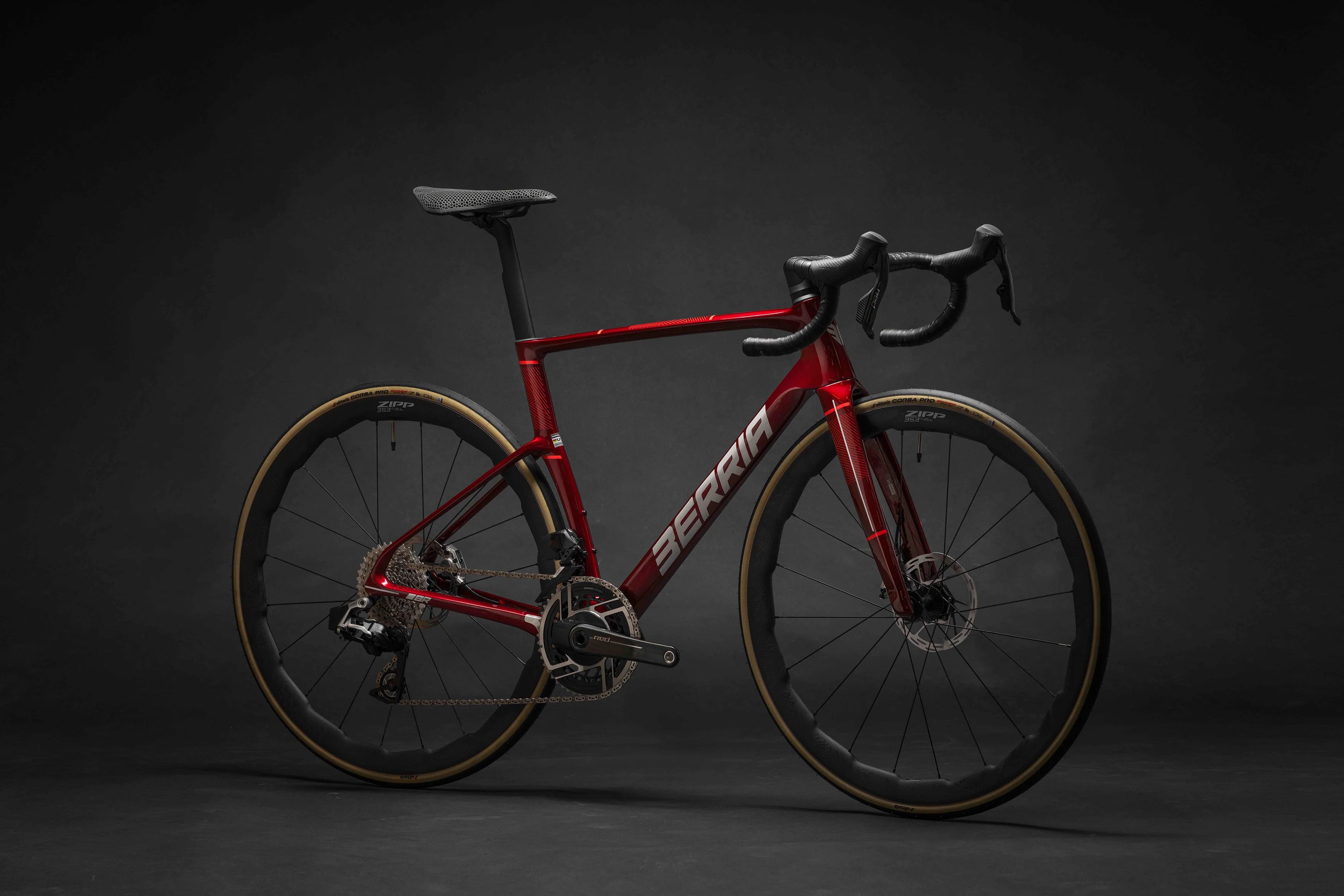 Berria BELADOR BR DURA-ACE Di2 - universalus lenktyninis plento dviratis