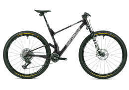 Berria MAKO BR XX SL AXS FA – lenktyninis XC dviratis